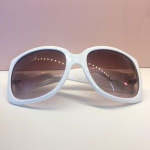 Steve Madden sunglasses